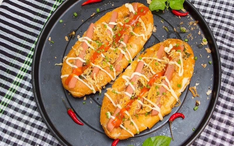 100gr bánh mì nướng muối ớt bao nhiêu calo?