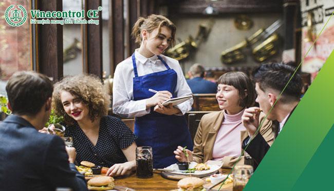 F&B là gì? Chiến lược kinh doanh F&B hiệu quả