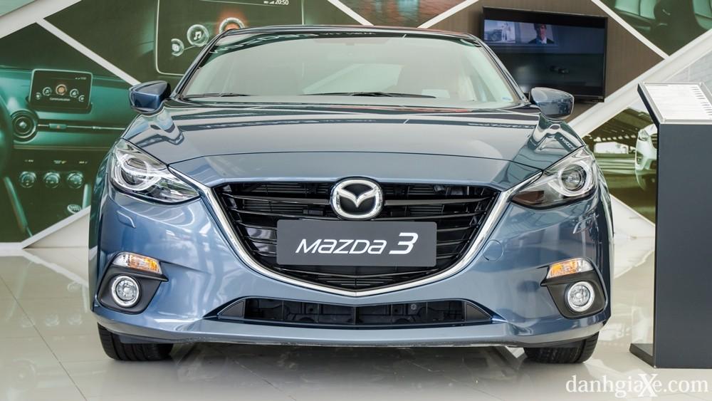 Thiết kế tổng thể ngoại thất của Mazda 3 2016 tuân thủ nghiêm ngặt theo ngôn ngữ thiết kế KODO, tương đồng với đàn anh Mazda 6