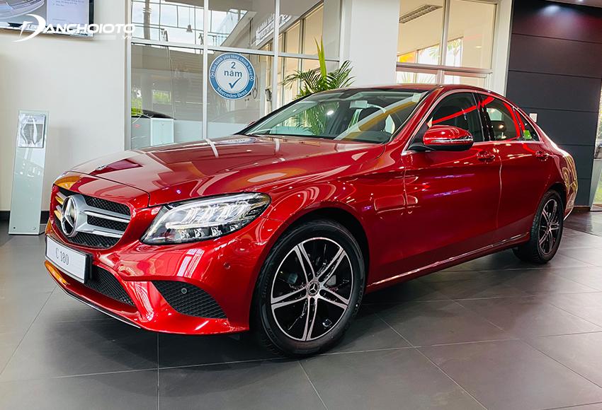 Mercedes C180 2024: Giá xe lăn bánh & đánh giá thông số kỹ thuật (6/2024)