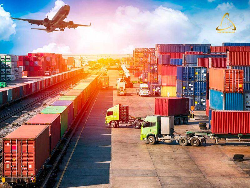 Ngành Logistic là gì? Tìm hiểu cơ hội việc làm và mức lương năm 2024