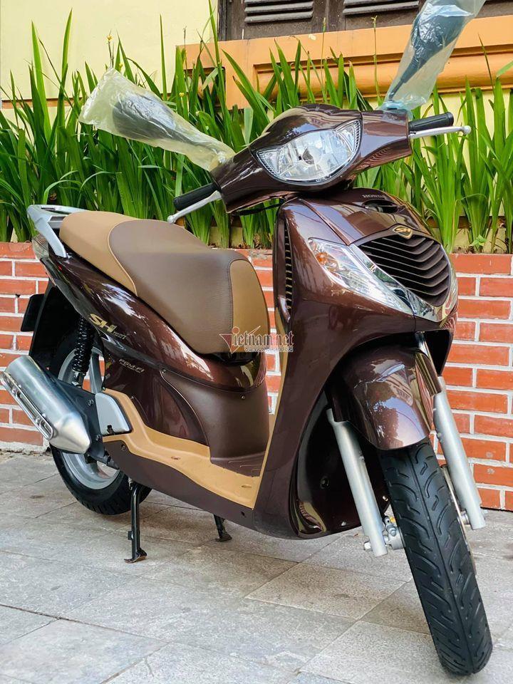 Honda SH 2008 màu sôcôla giá hơn 250 triệu đồng gây sốt