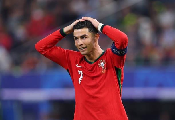 Figo ám chỉ Ronaldo khiến Bồ Đào Nha thất bại tại Euro 2024 - 1