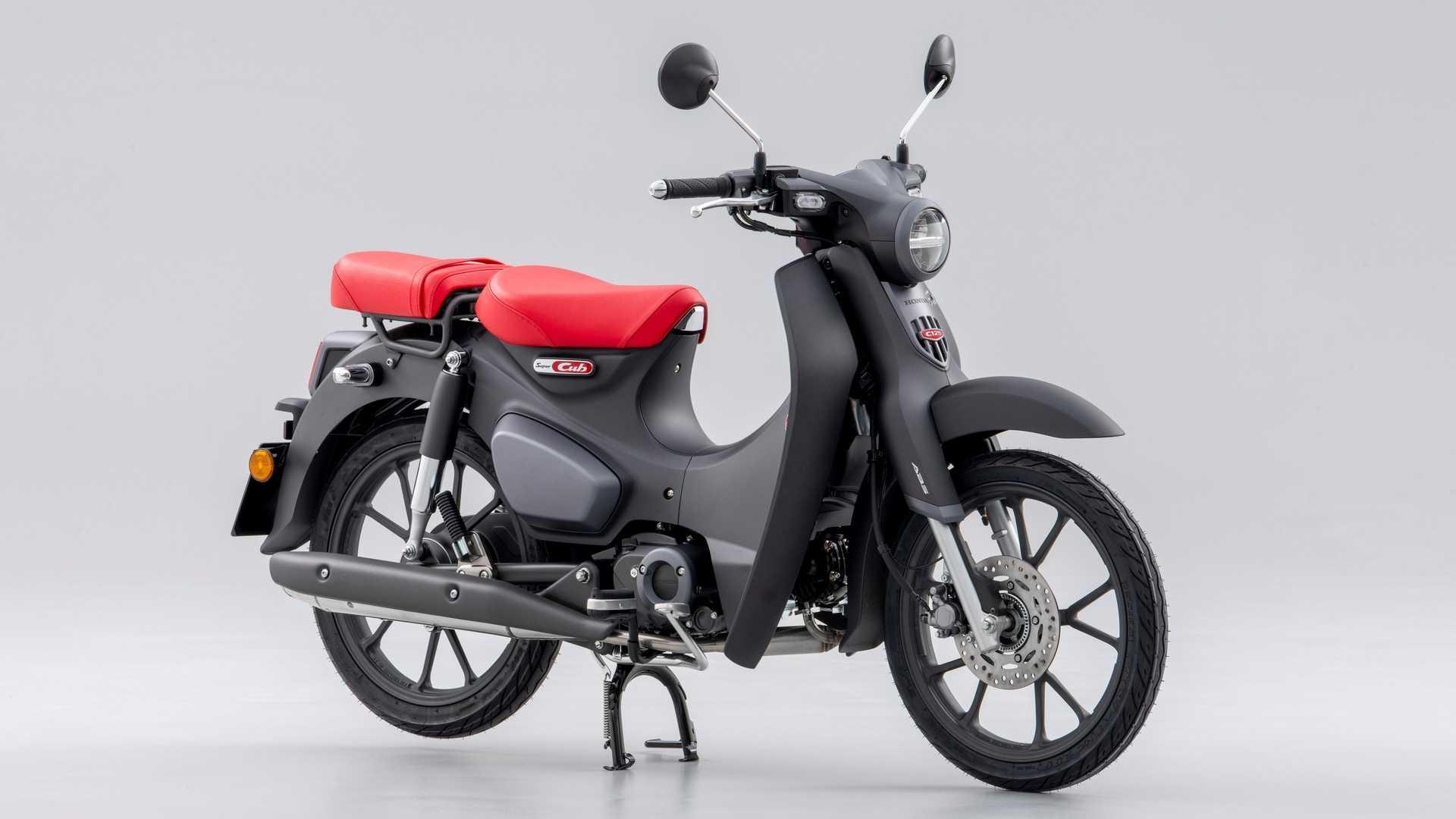 Honda Super Cub C125 đen nhám ‘cháy hàng’, bị đẩy giá gần 160 triệu đồng