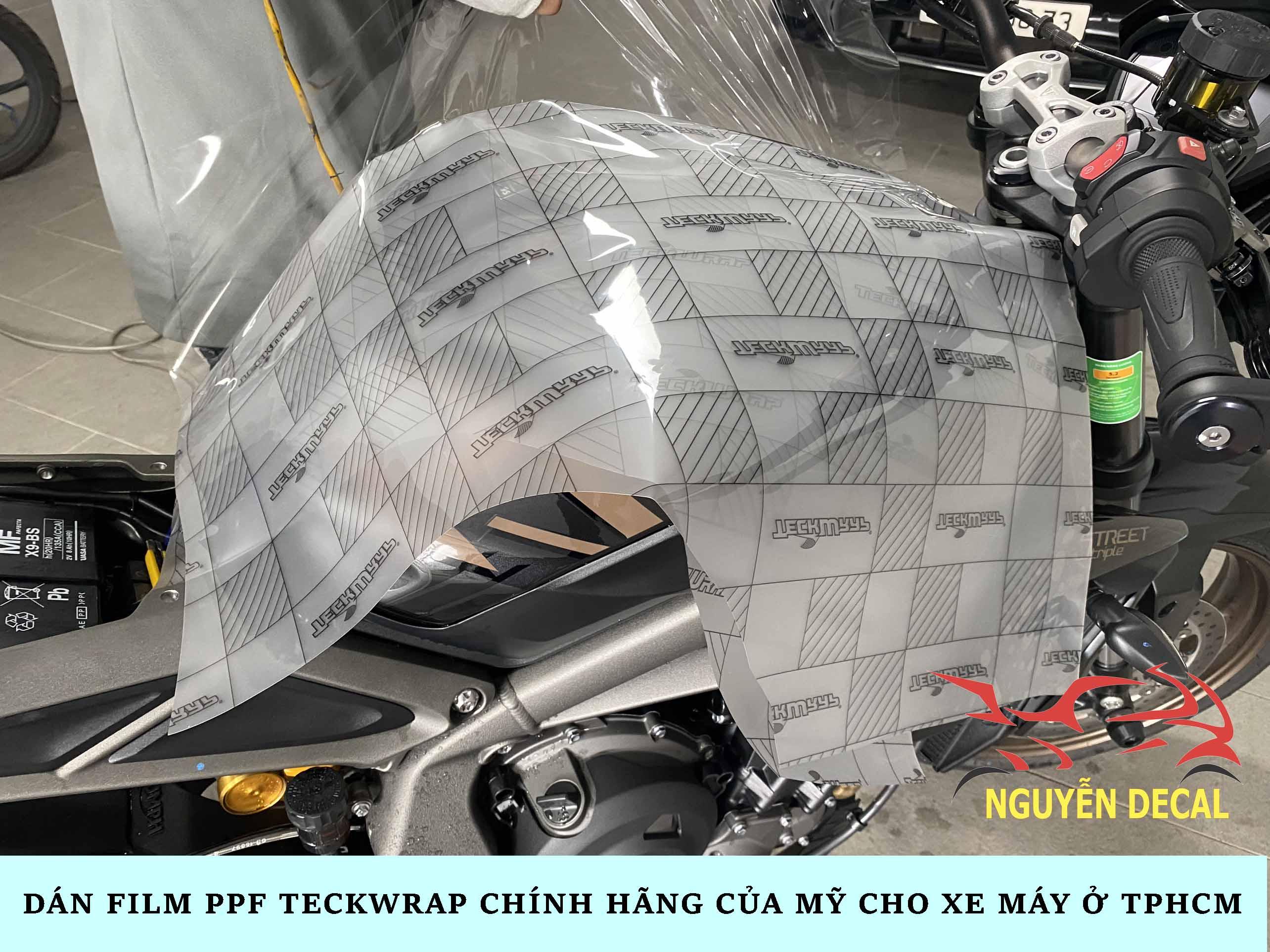 Dán film PPF Teckwrap chính hãng của Mỹ cho xe máy TPHCM