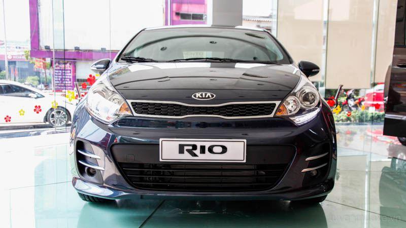 Kia-Rio-5-cua-2016-tuvanmuaxe-0559