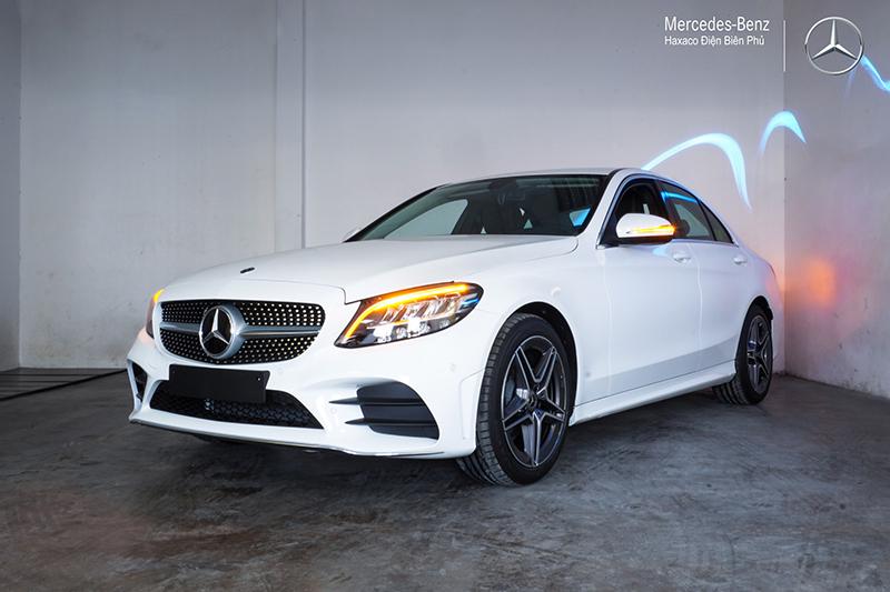 Mercedes C180 AMG 2024: Giá lăn bánh khuyến mãi, Đánh giá xe, Thông số kỹ thuật