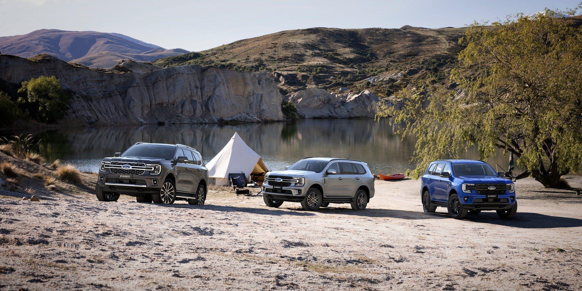 Ford Everest Titanium 4X4 7 Chỗ Gầm Cao