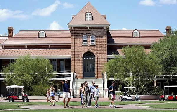 Du học tại University of Arizona  - một trong những trường đại học nghiên cứu danh giá nhất nước Mỹ