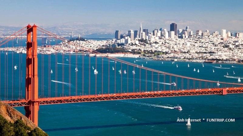 Đểm ngắm câu cầu tại Marin Headlands.