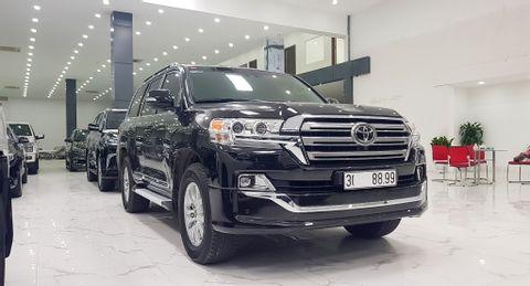 Toyota Land Cruiser 5.7 nhập Mỹ đã qua sử dụng bán lại giá hơn 7 tỷ