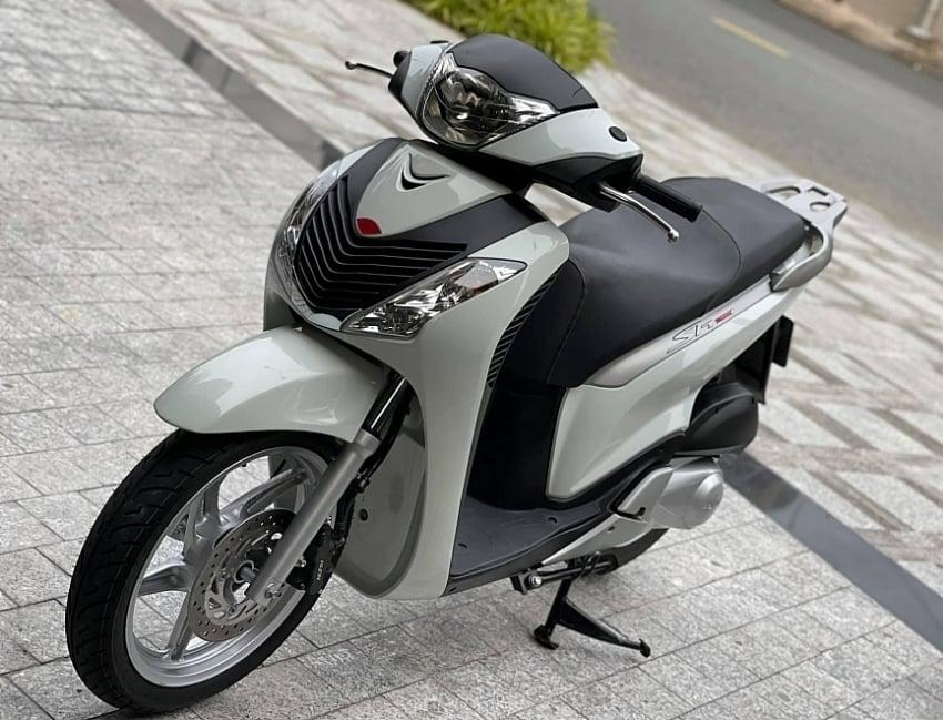 Bảng giá xe máy Honda SH 150i nhập khẩu mới nhất cuối tháng 10/2022: Chỉ từ 120 triệu