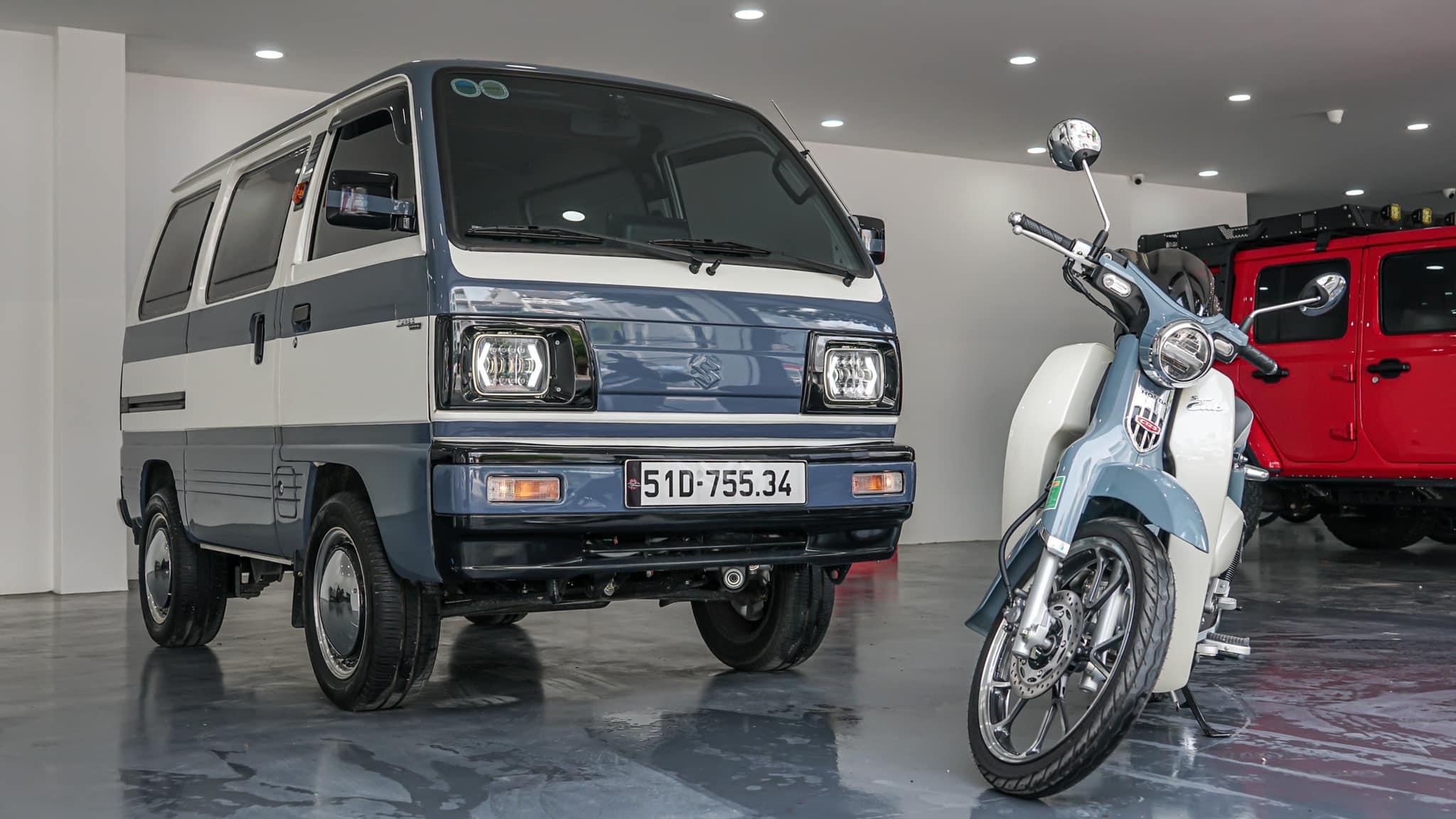 Suzuki Carry Van 'độ' lạ mắt của 'dân chơi' Việt Nam