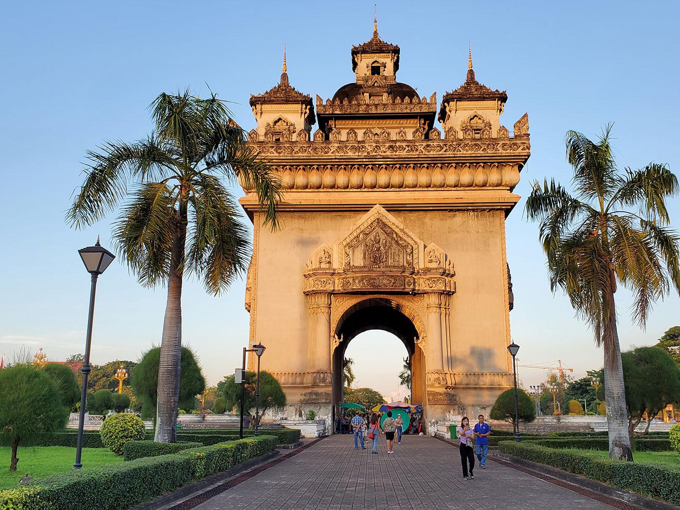 Du Lịch Lào [Viêng Chăn -  Luang Prabang]