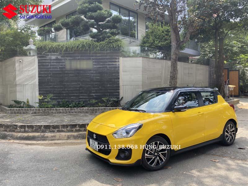 Suzuki Swift Màu Vàng Chanh Tại Sài Gòn Ngôi Sao - Độ Đầy Đủ Bodykit Sơn Nóc Đen