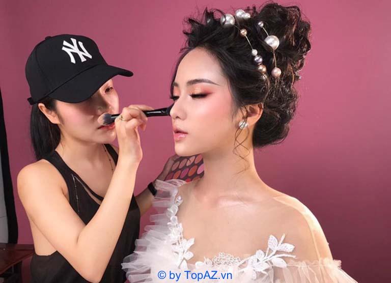 Top 10 địa chỉ dạy nghề Makeup trang điểm tại Hà Nội
