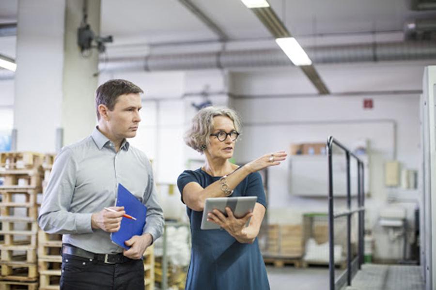 Nhân viên QA và QC là gì? Chọn nghề QA hay QC sẽ phù hợp với bạn?