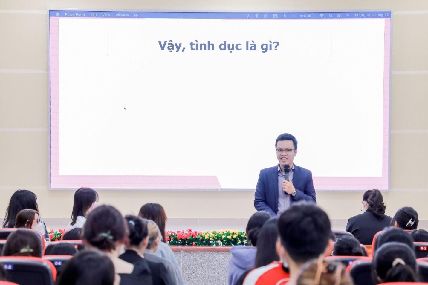 "Tình dục chưa chắc đã là quan hệ thể xác"