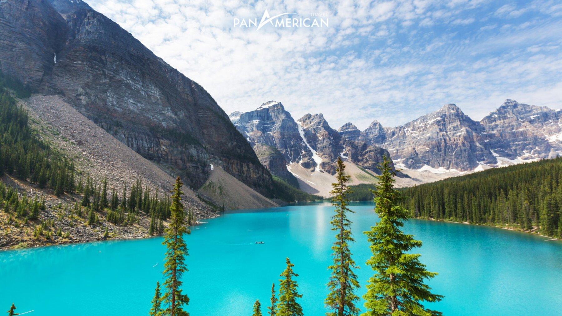 Hồ Moraine - Viên ngọc xanh của Canada