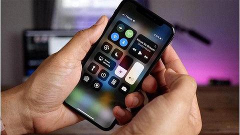 Kết nối đồng hồ thông minh với điện thoại sử dụng hệ điều hành IOS