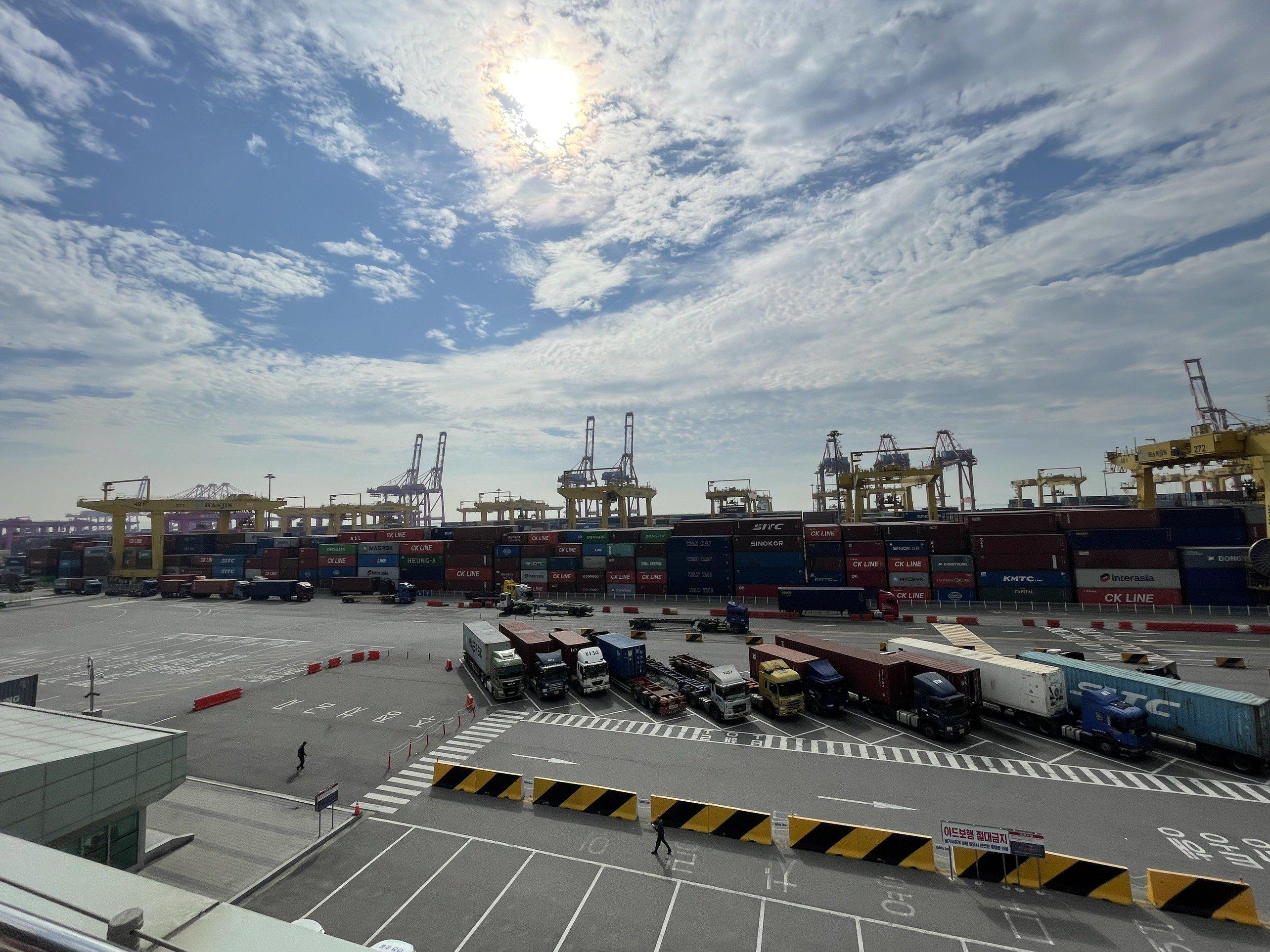 Vietnam Post Logistics nâng cao năng lực cạnh tranh vận tải đường biển | Cổng TTĐT tỉnh Hà Tĩnh
