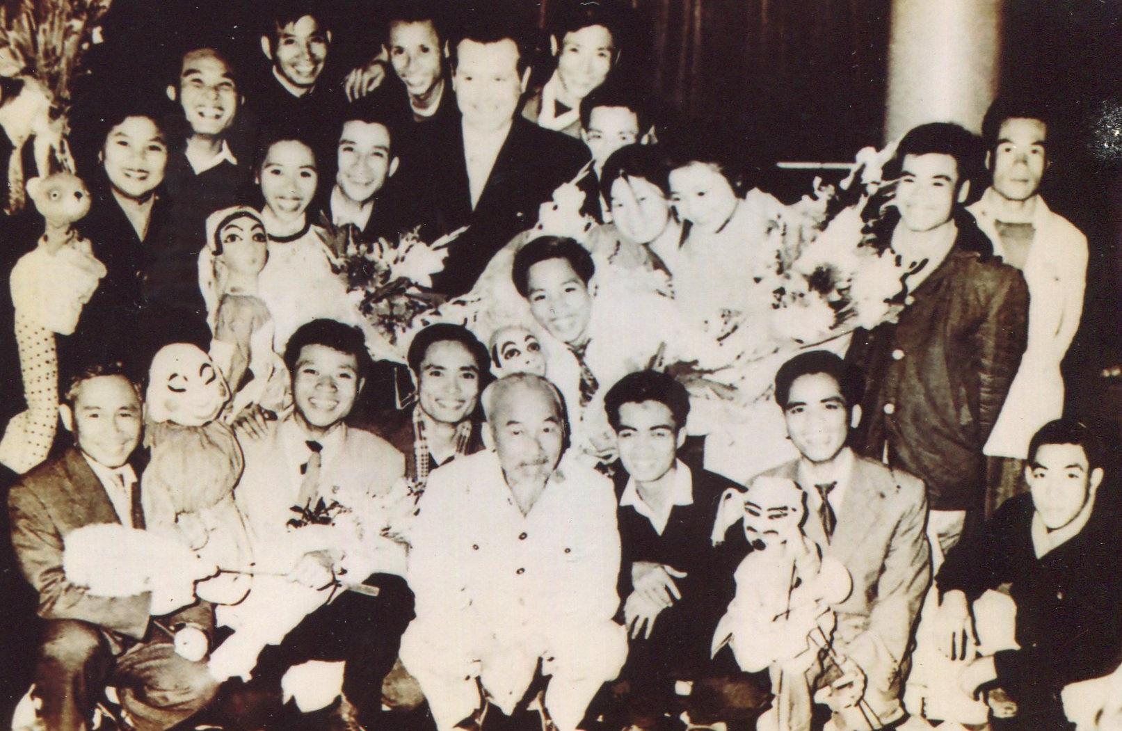 Ngày này xăm xưa: 12/3