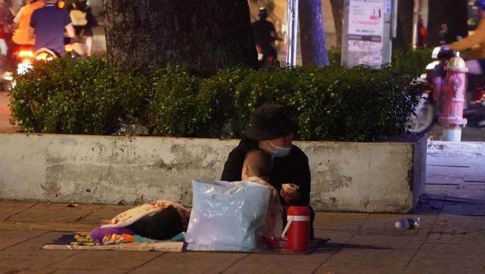 Ăn xin, chăn dắt ăn xin: Cần một giải pháp căn cơ