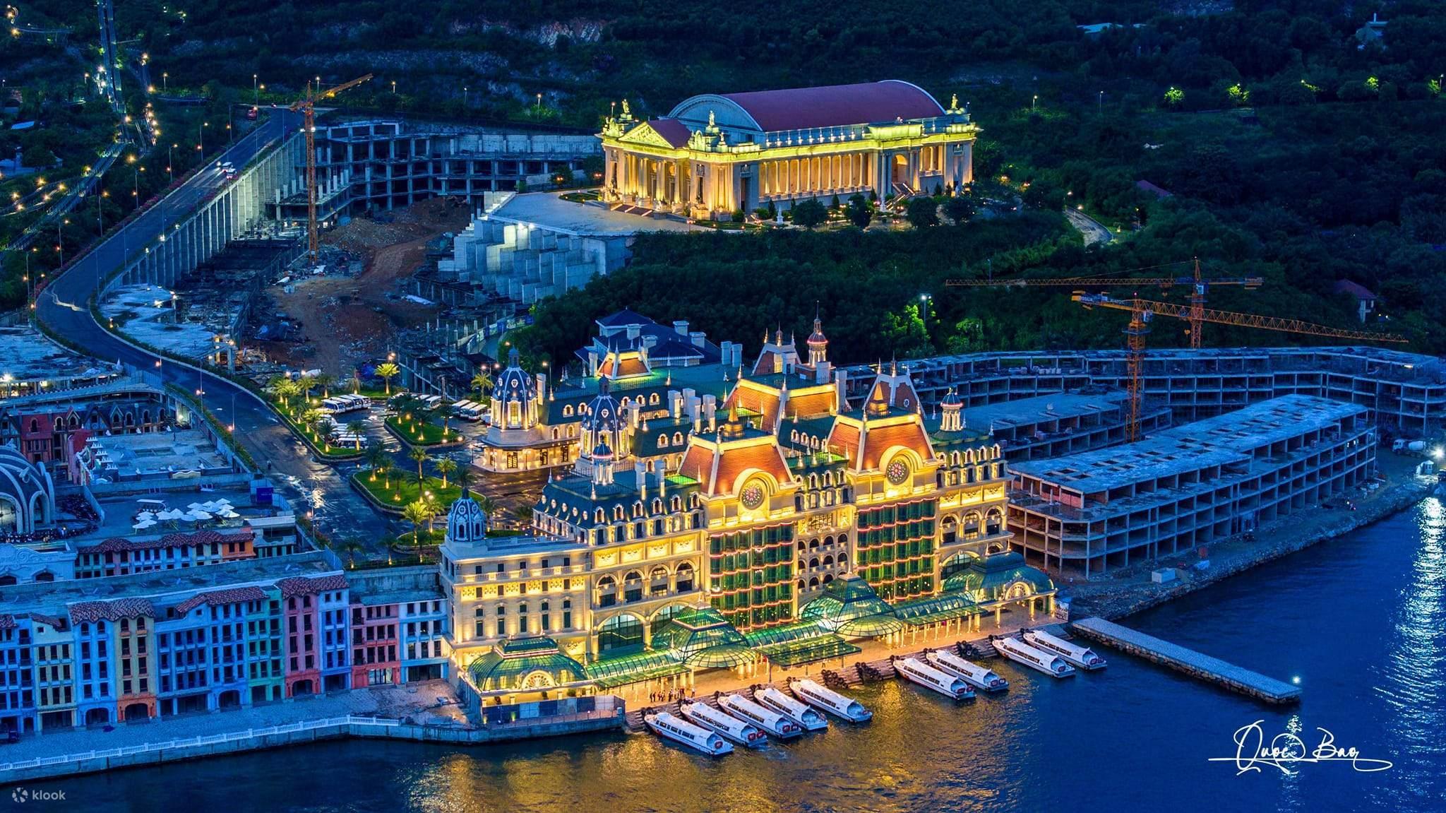 Vé cáp treo khu phố thương mại Vinpearl Harbour Nha Trang