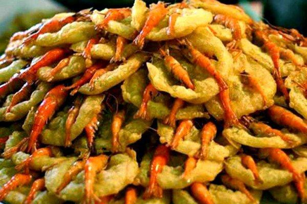 Bánh tôm hồ Tây