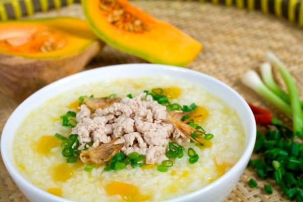 Cách Nấu Cháo Bí Đỏ Thịt Bằm Nhanh Gọn, Giàu Dưỡng Chất Cho Cả Gia Đình