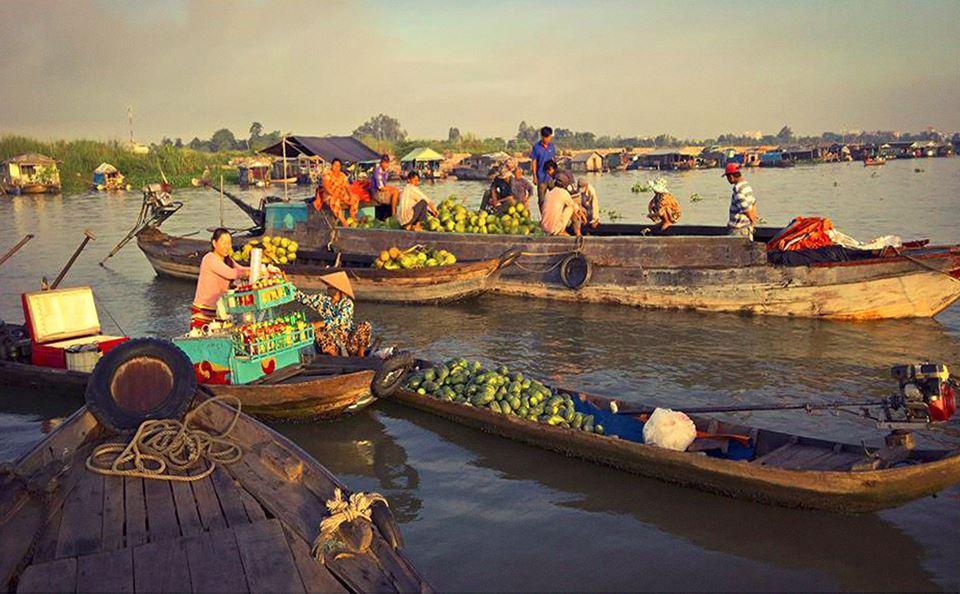 Trải nghiệm chợ nổi Long Xuyên An Giang: Ăn gì, chơi gì, mua gì?