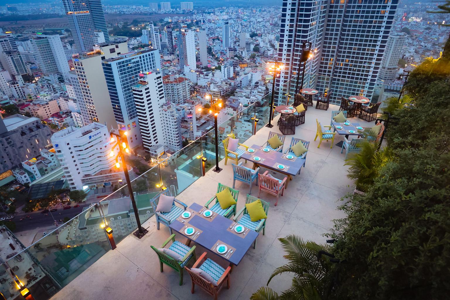 Nhà Hàng View Đẹp Ở Nha Trang: Khám Phá Top 5 Điểm Đến