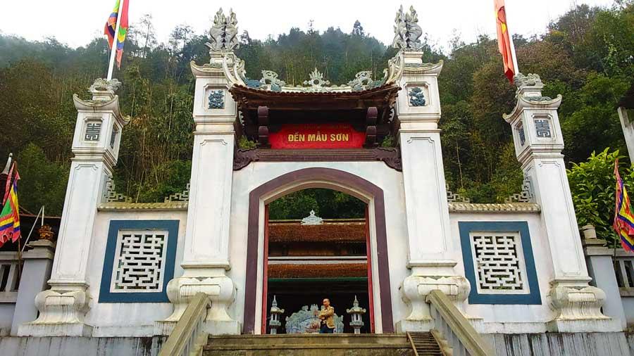 ĐIỂM MẶT NHỮNG NGÔI CHÙA NỔI TIẾNG VÀ LINH THIÊNG Ở SAPA