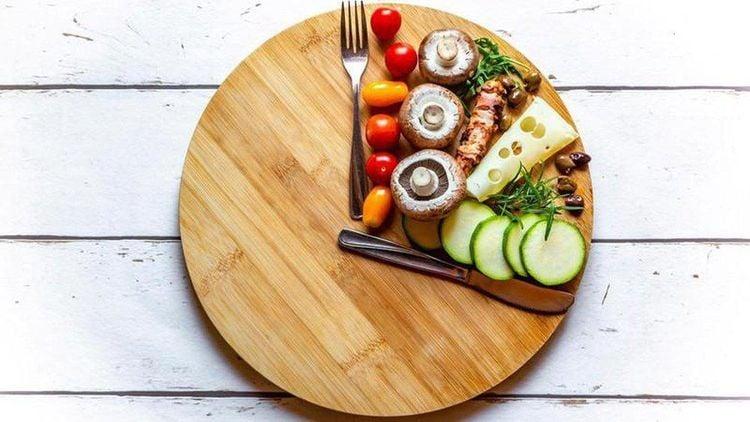 Để giảm cân hiệu quả thì cần tính toán nhu cầu calo tổng thể của cơ thể một cách chi tiết và cẩn trọng