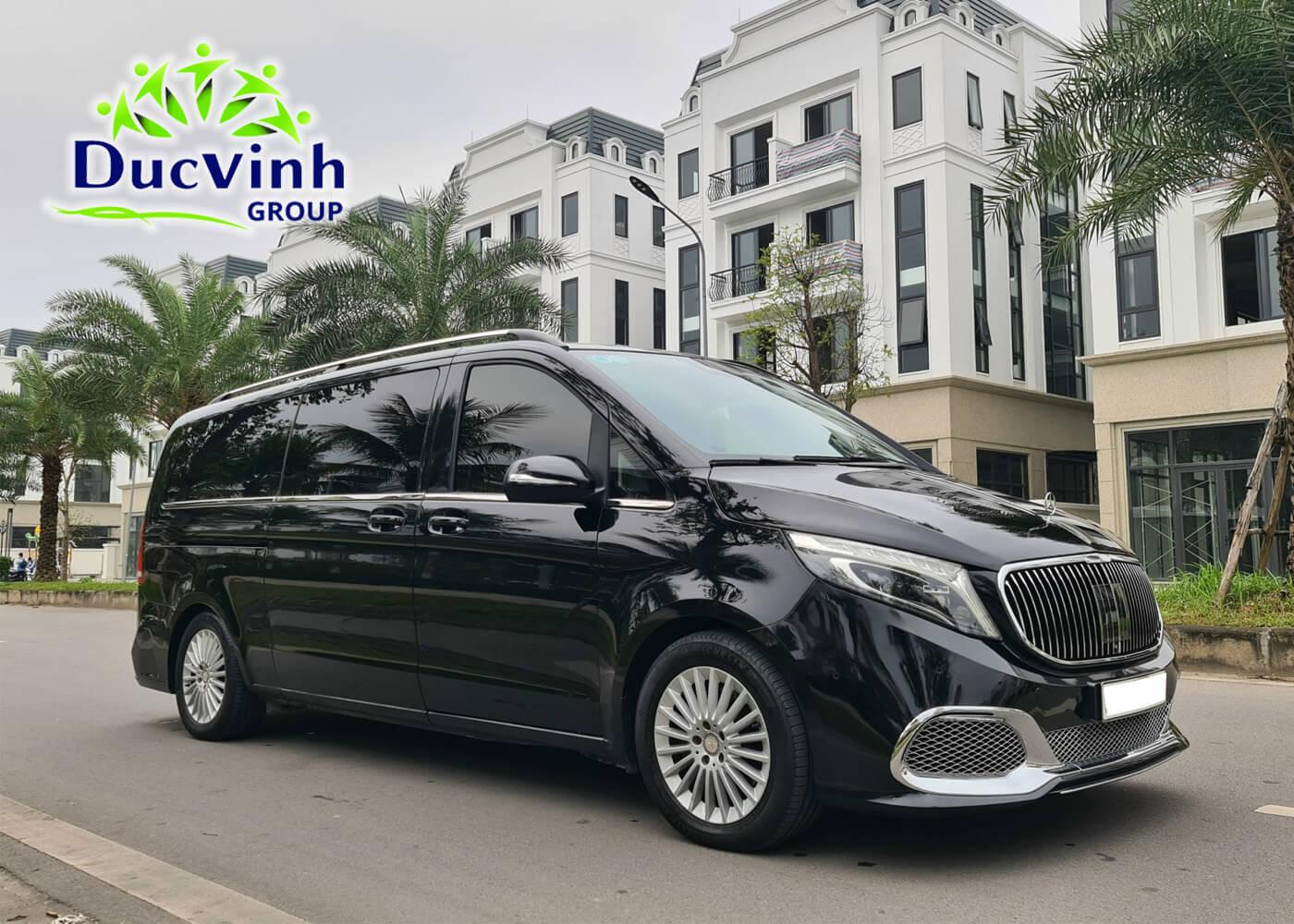 Hình ảnh xe sang trọng tương đương với Mercedes V maybach