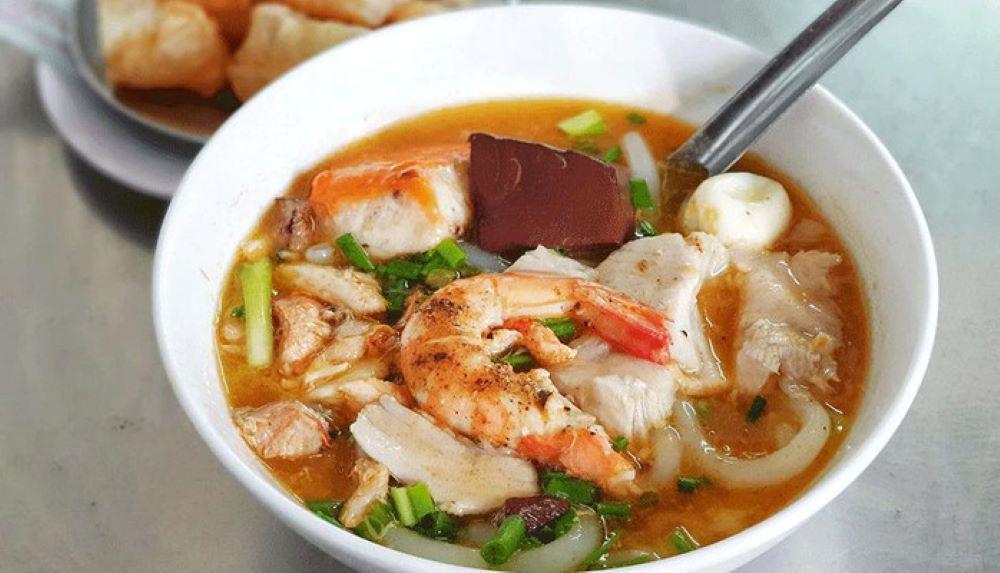 TOP 8 quán bánh canh cua quận 1 ngon trứ danh