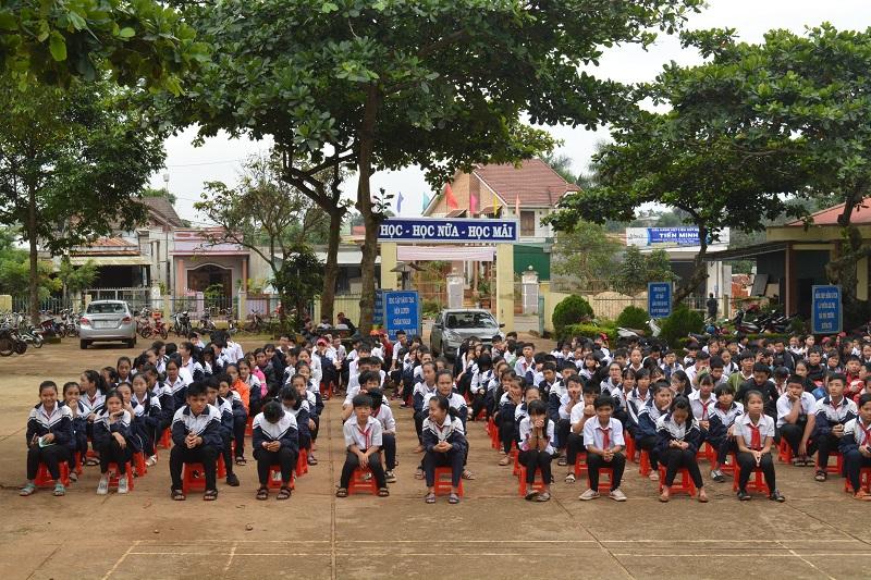 Hội thi vẽ tranh về đề tài bảo vệ môi trường. - Xuất bản thông tin