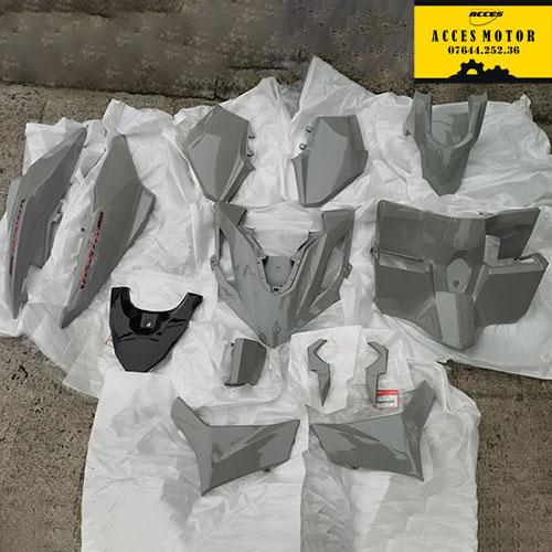 Dàn áo Vario 160 xám xi măng