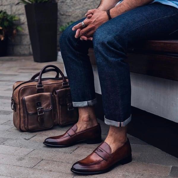7 cách phối đồ với giày loafer nam đẹp, phong cách lịch lãm quý ông