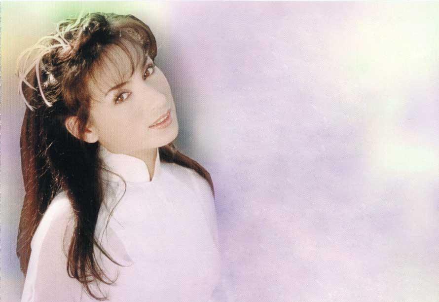 Cuộc đời và sự nghiệp của ca sĩ Phi Nhung (1970-2021)