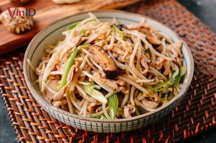 5 cách xào giá đỗ đơn giản mà giòn ngon hết ý