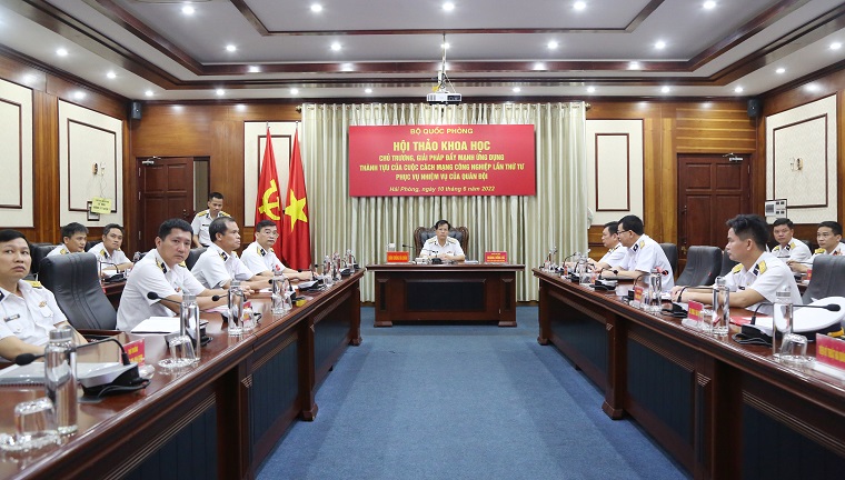 Hội thảo khoa học về ứng dụng thành tựu cách mạng công nghiệp lần thứ 4 vào nhiệm vụ của quân đội