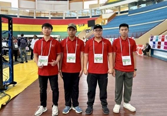 Quảng Ninh: Nam sinh lớp 12 đoạt HCĐ Olympic Tin học quốc tế năm 2025