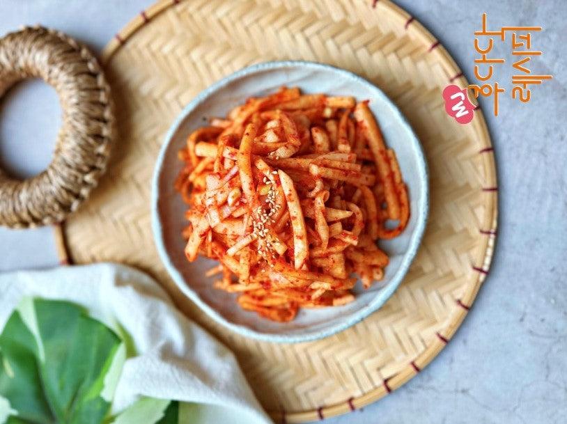 Cách làm kim chi củ cải muối xổi ăn liền tại nhà