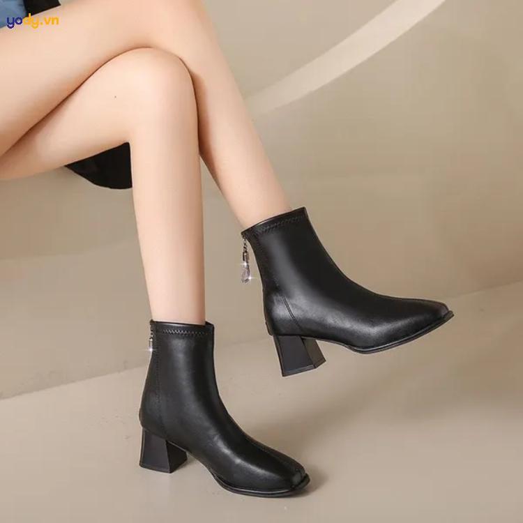 Đi boot mặc gì? Gợi ý 10+ cách phối đồ với boot sang chảnh