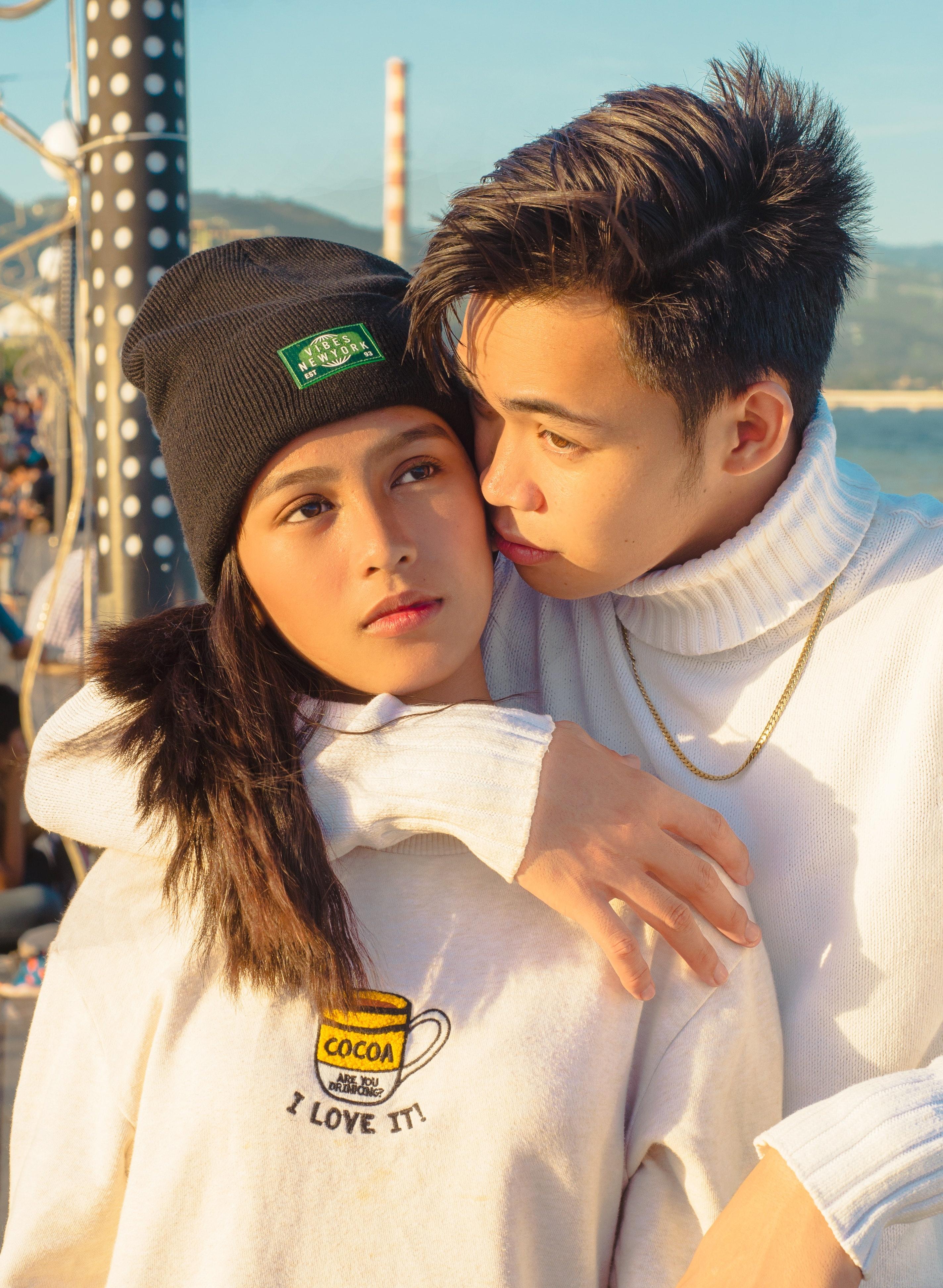 'Kẻ bám dính' trong mối quan hệ