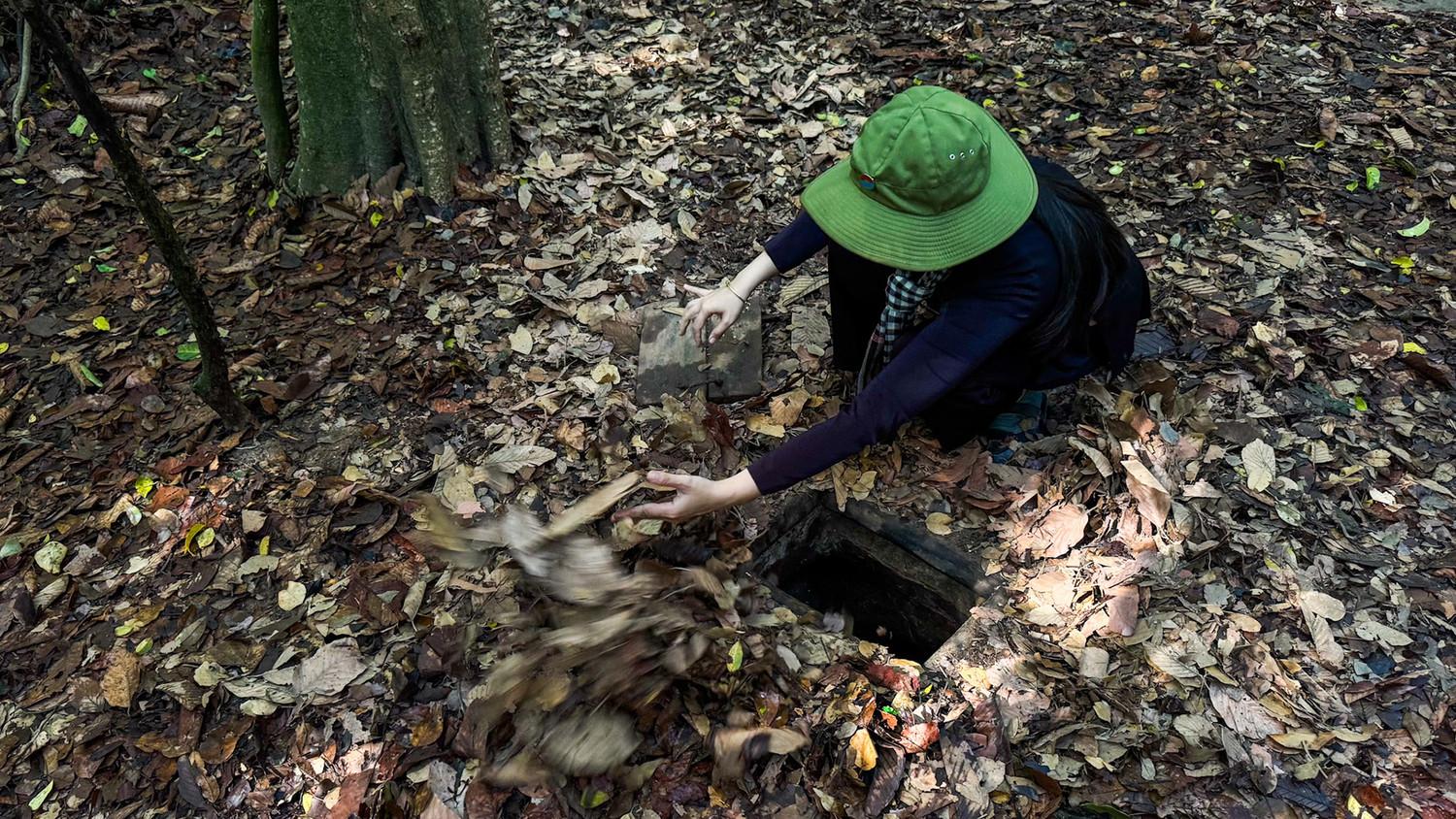 [Ảnh] Thăm địa đạo Củ Chi - một kỳ tích anh hùng trong lòng đất