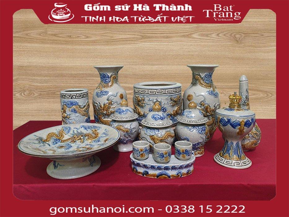 VỊ TRÍ ĐÚNG ĐẶT LỌ HOA TRÊN BAN THỜ