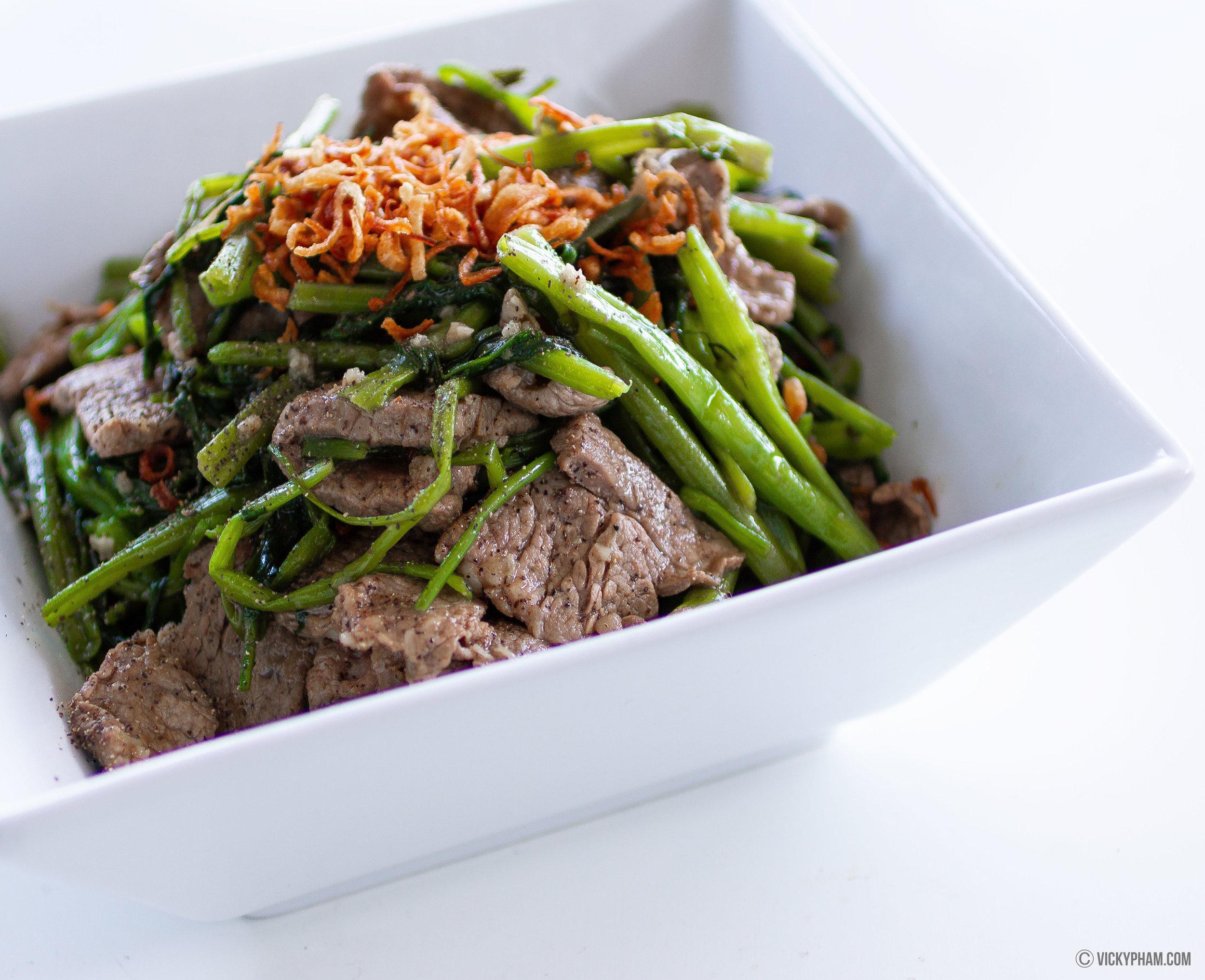 Stir-Fried Water Spinach/Morning Glory with Beef (Rau Muong Xao Thit Bo)