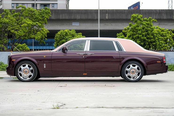 Rolls-Royce Phantom Lửa Thiêng "chốt đơn" thành công sau 7 lần đấu giá